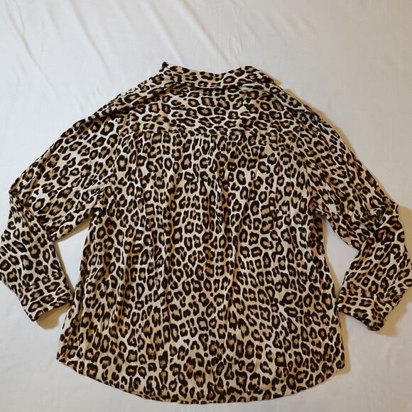 Chicos Blouse Women 3 US 16/18 XL Leopard Animal Print Button Up Mob Wife Office - Picture 2 of 11